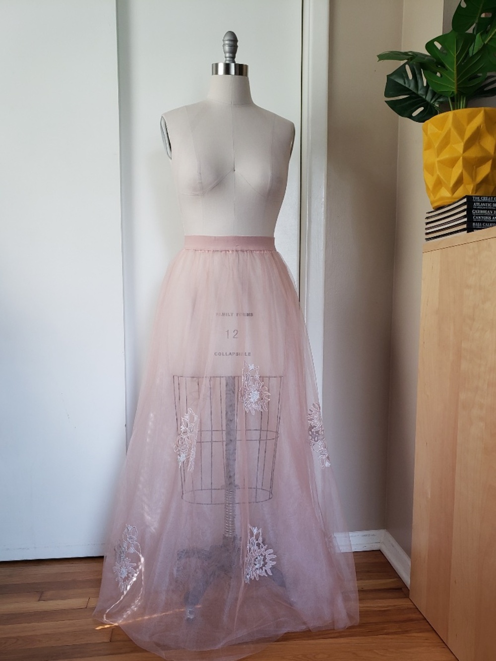 Whimsical Tulle Maxi Skirt Size Medium